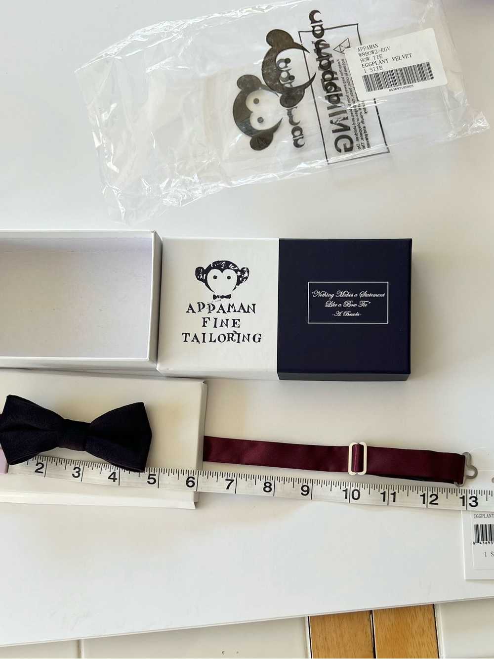 New in Box Appaman Fine Tailoring Eggplant Velvet Adjustable BowTie Kids Baby&Up - Picture 7 of 8